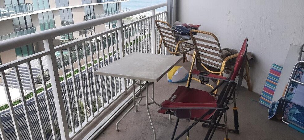 Building Photo - 710 N Ocean Blvd