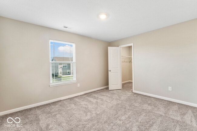 Building Photo - 6874 Nottingham Ln