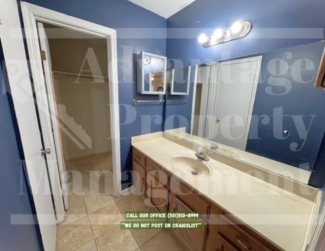 Building Photo - 16 Brierwood Cir