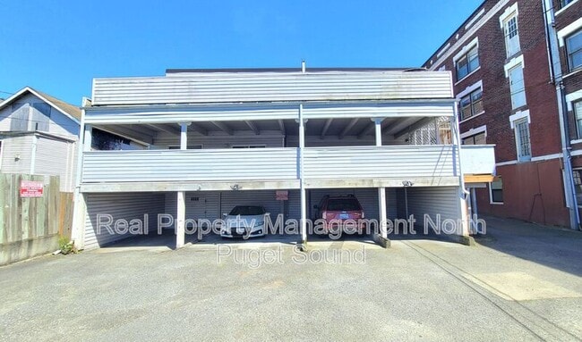 Building Photo - 2626 Rucker Ave