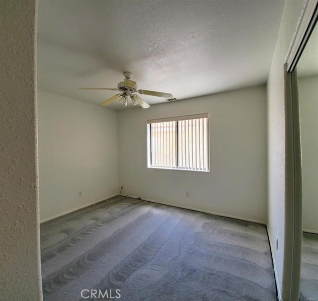 Building Photo - 27805 Hummingbird Ln