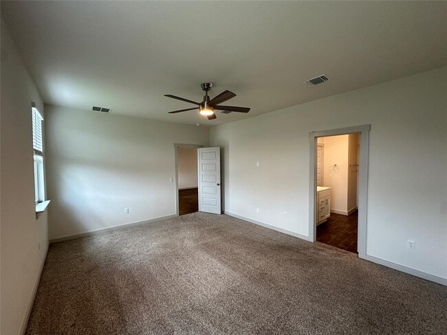 Building Photo - 103 Krause Spgs Dr