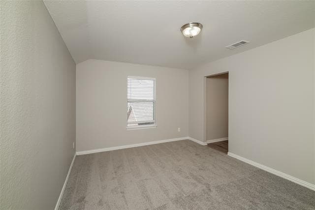 Building Photo - 700 Camellia Ct.