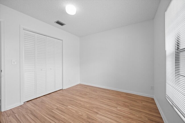 Building Photo - 13511 Jonquil Pl
