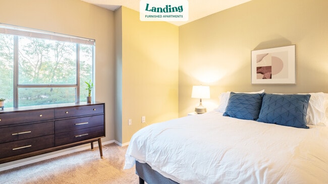 Building Photo - 4870 Hunt Rd