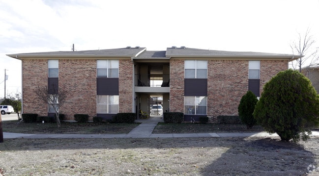 Building Photo - Regal Apartments