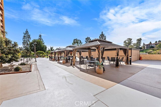 Building Photo - 24055 Paseo Del Lago