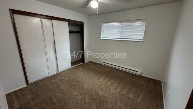 Building Photo - 351 NE 78th Ave