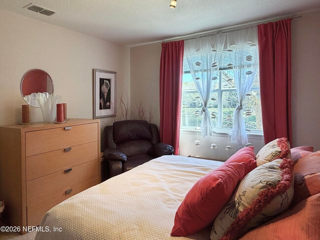 Building Photo - 11-11 Arbor Club Dr