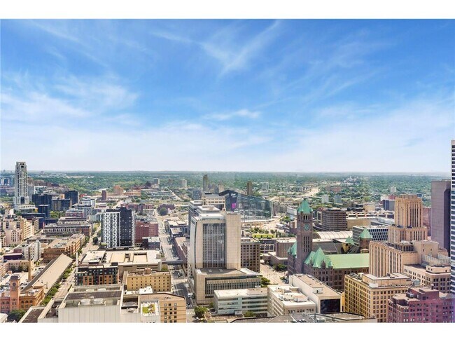 Building Photo - 255 Hennepin Ave