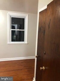 Building Photo - 5925 Summerdale Ave