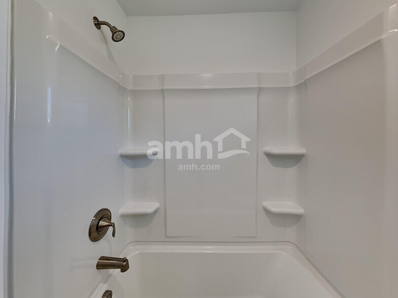 Building Photo - 119 Wendell K Rd