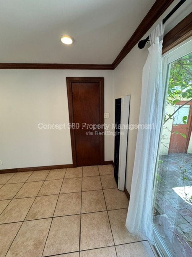Building Photo - 2501 Eucalyptus Ave