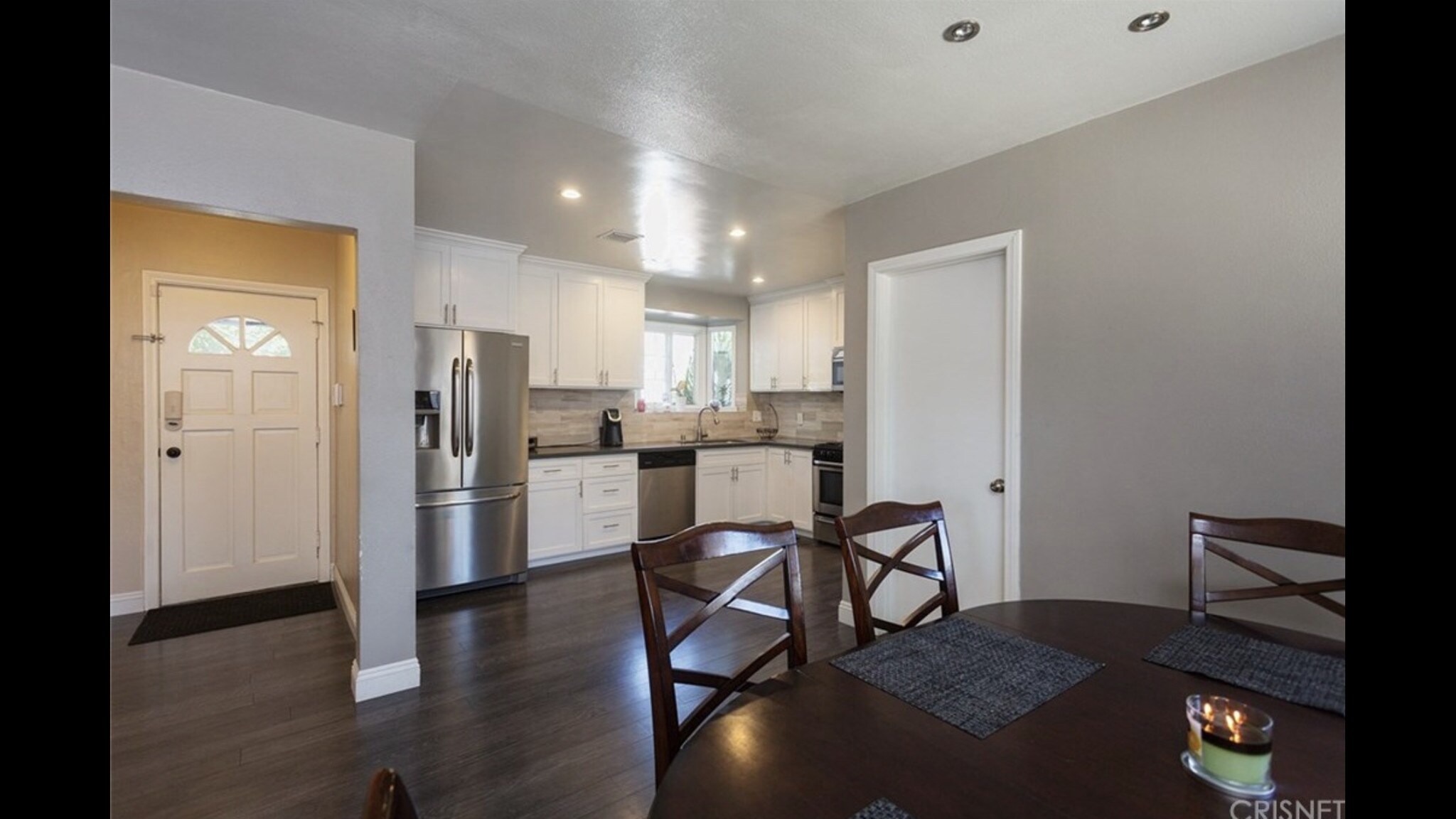 Building Photo - 7344 Topeka Dr