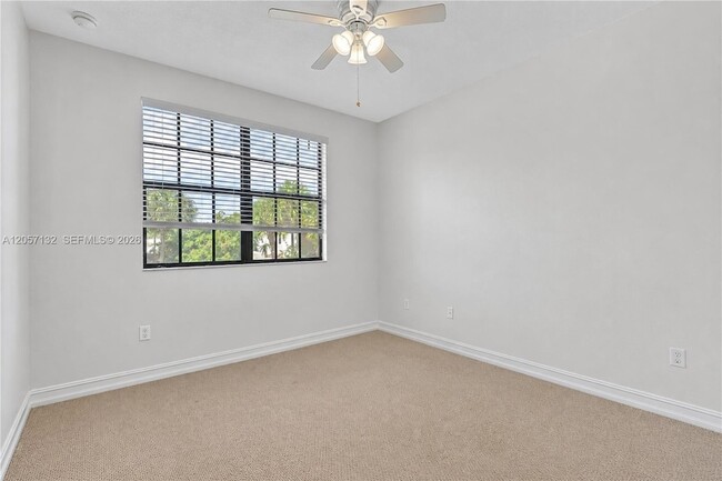 Building Photo - 13005 Riverwalk Cir N