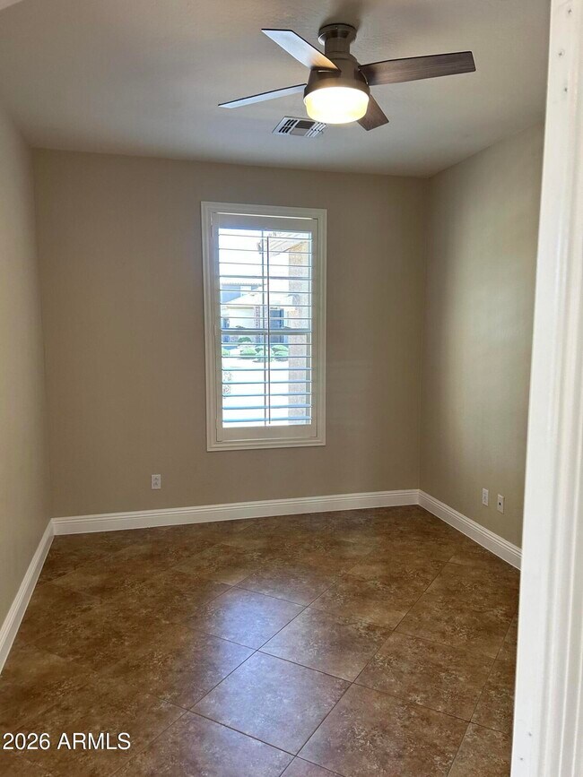 Building Photo - 7024 S Claiborne Ave