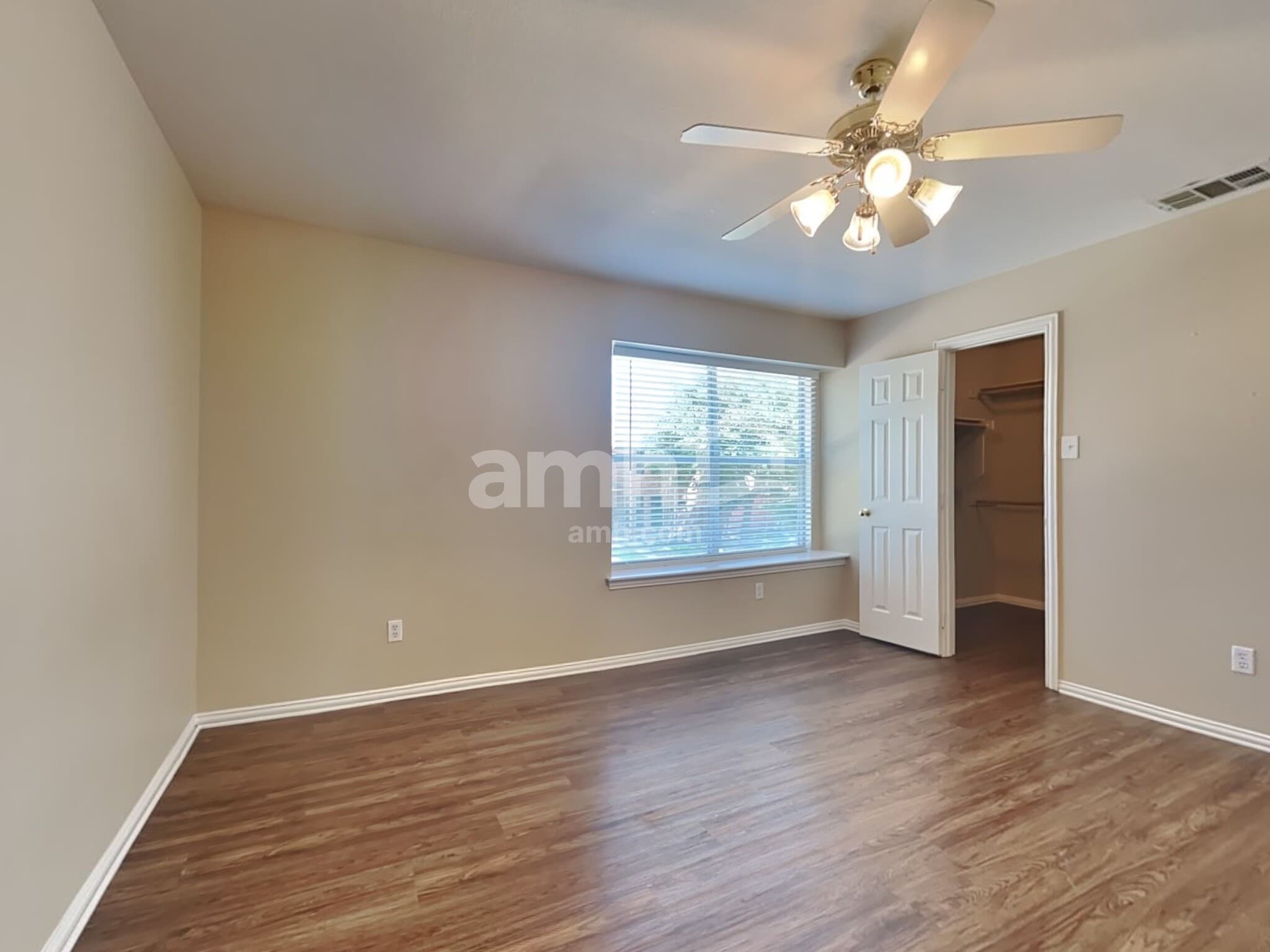 Building Photo - 3936 Braxton Ln