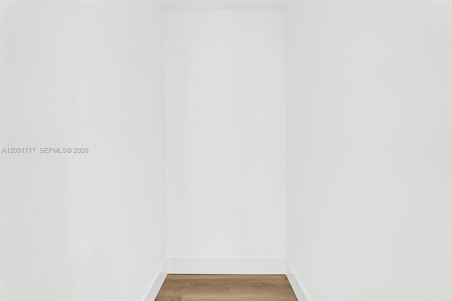 Building Photo - 1611 NE 50th Ct