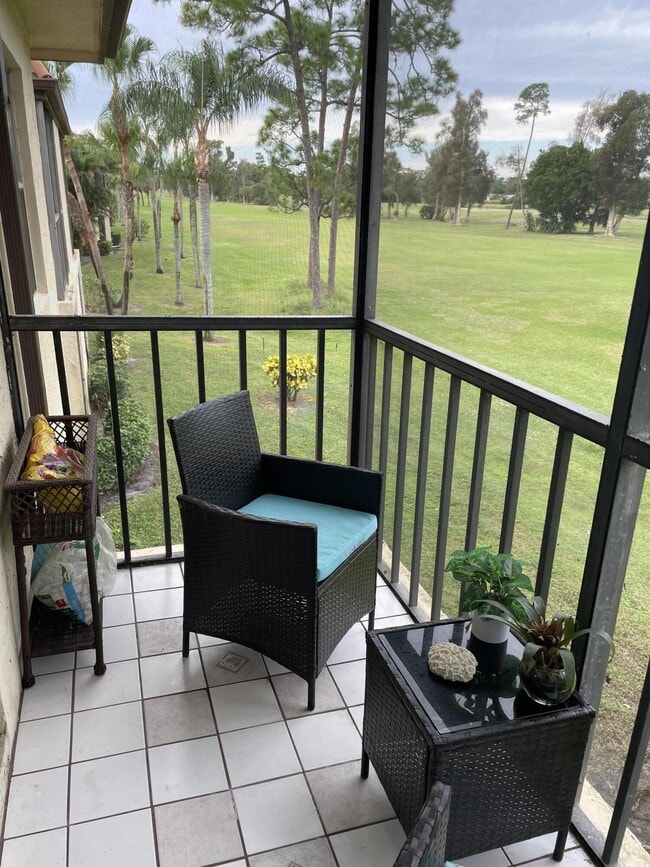 Building Photo - 7101 Golf Colony Ct