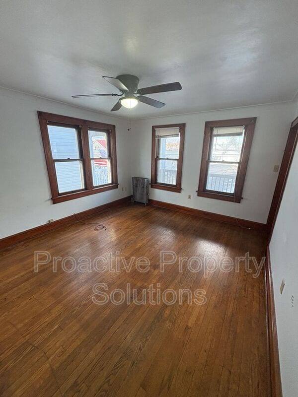 Building Photo - 532 Alder St