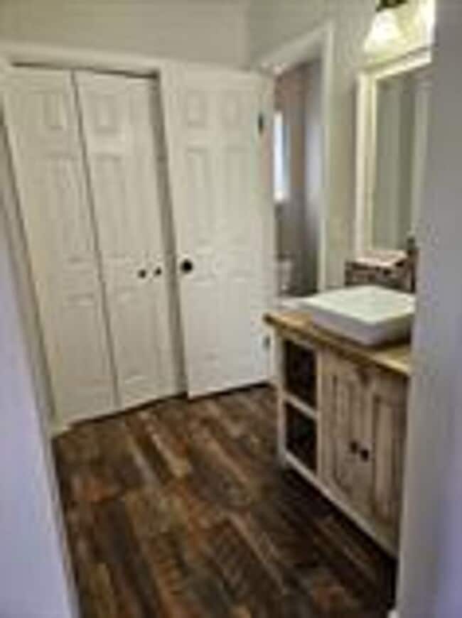 Building Photo - 20617 Gopher Dr
