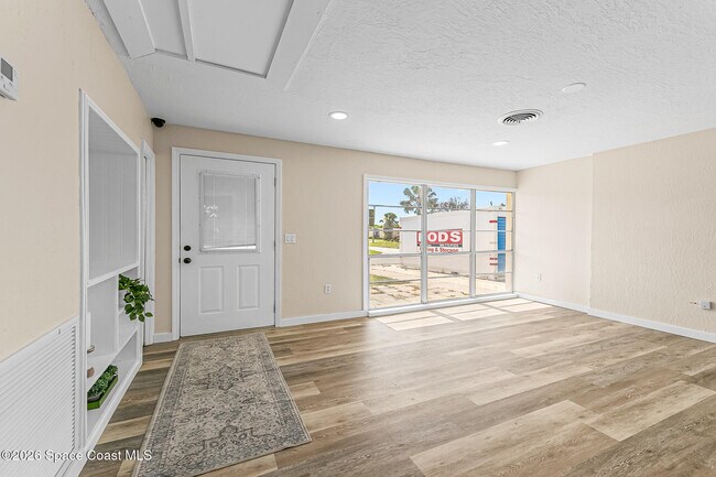 Building Photo - 39 E Azalea Cir