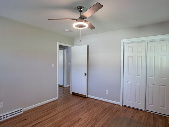 Building Photo - Updated 3BR Home in Beaver Lake | Fenced Yard, Garage, Covered Porch & Outdoor Fireplace | Pet Fr...
