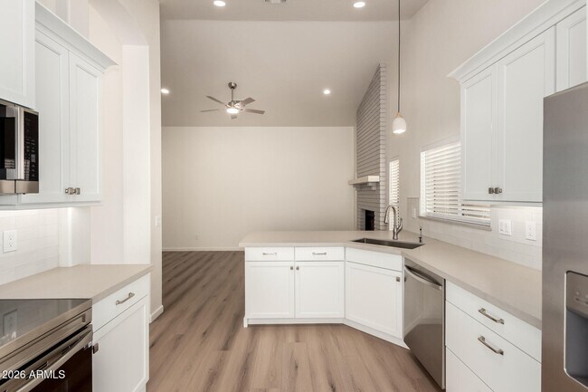 Building Photo - 3151 W Frankfurt Dr