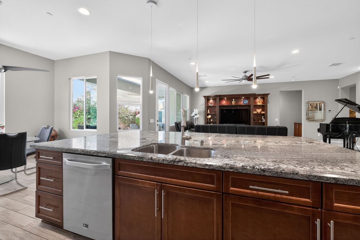 Building Photo - 85556 Molvena