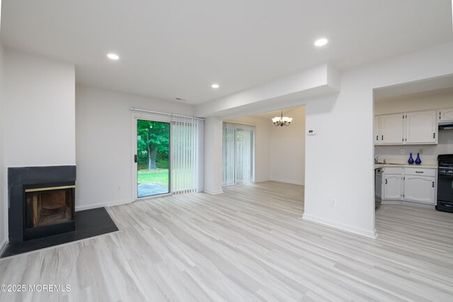 Building Photo - 59 Malibu Dr