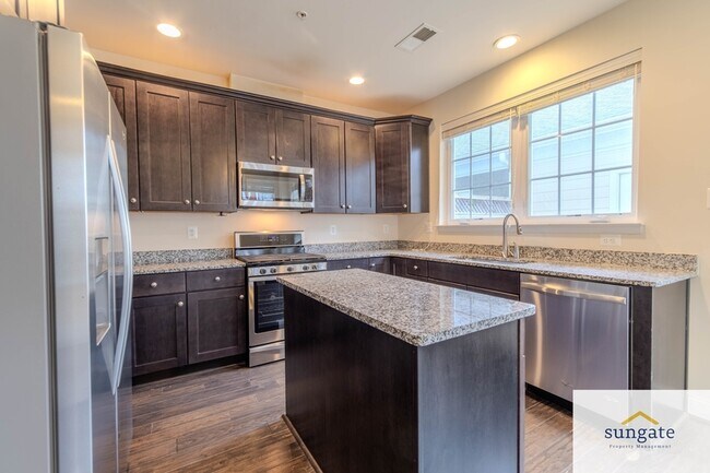 Building Photo - 5757 Richards Valley Rd