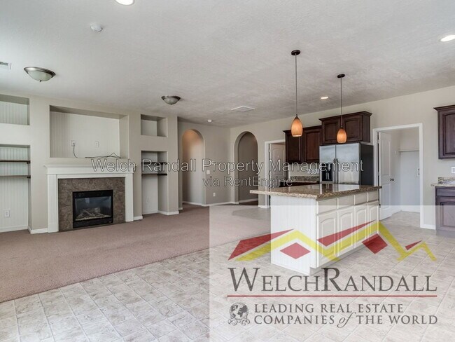 Building Photo - 897 Oxford Dr