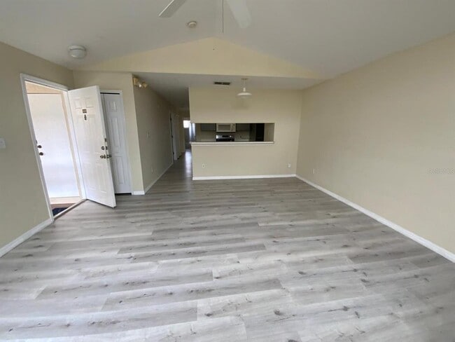 Building Photo - 2327 Prime Cir