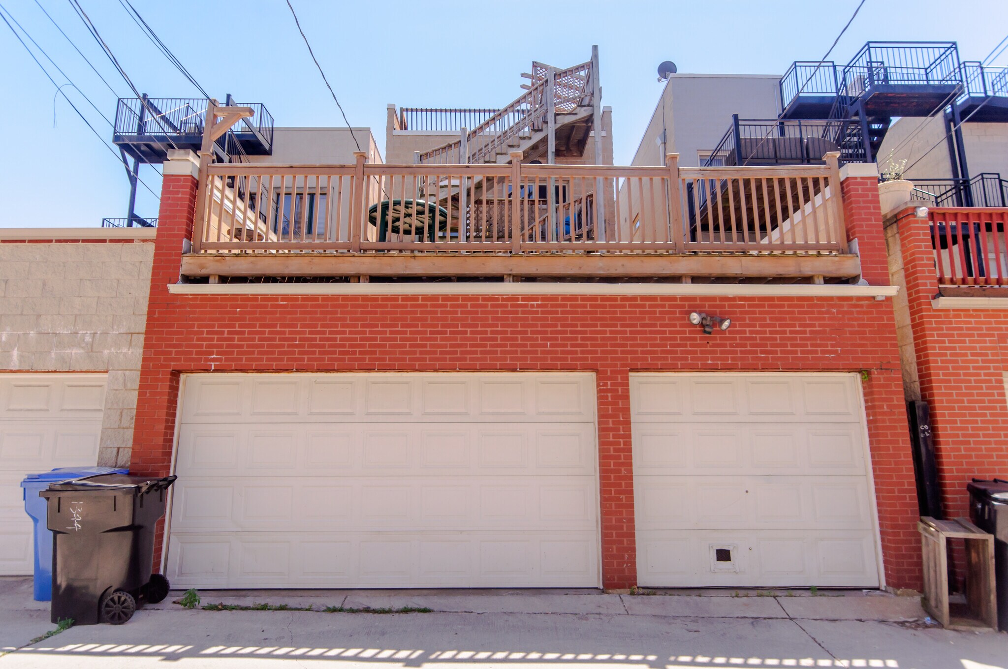 Building Photo - 1344 W Grenshaw St