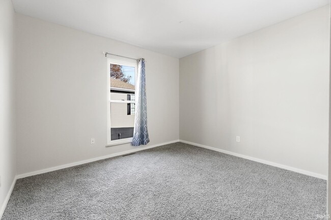 Building Photo - 5124 Woodmark Dr