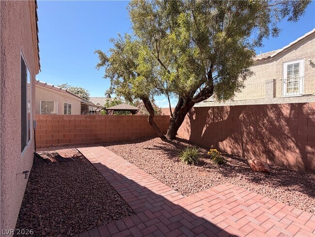 Building Photo - 212 Horizon Peak Dr