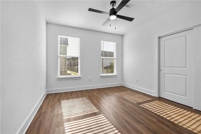 Building Photo - 913 S Wichita Ave