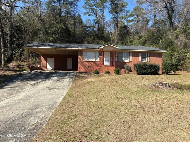 Building Photo - 3358 Club Dr