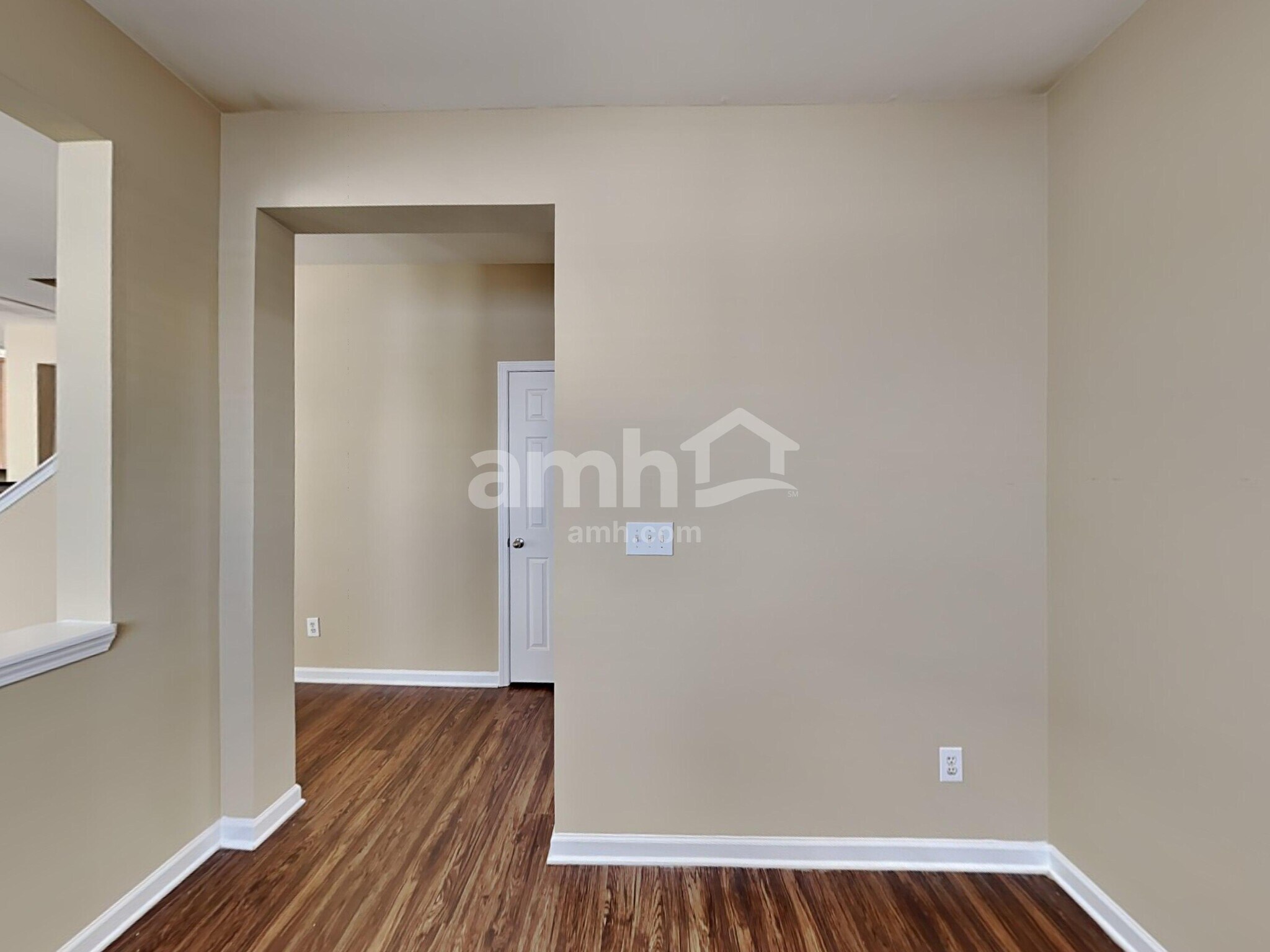 Building Photo - 3939 Cutler Donahoe Way