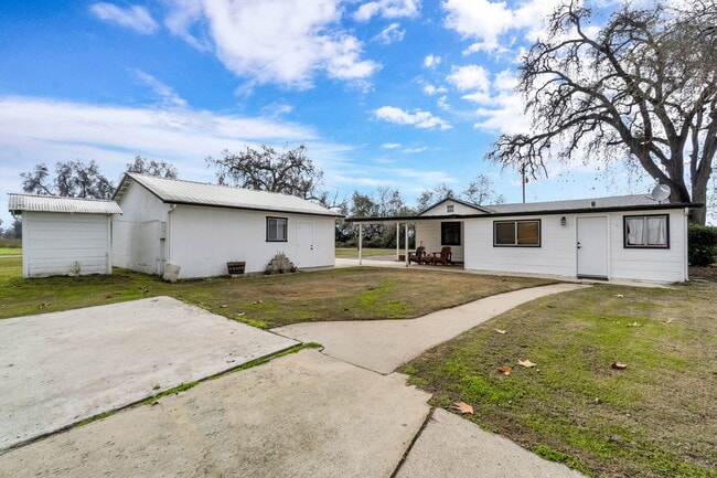 Building Photo - 480 N Rio Vista Ave