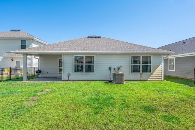 Building Photo - 103 Riverwalk Cir