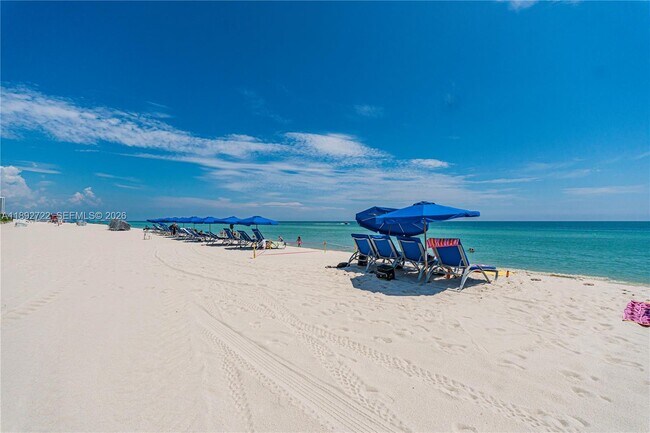 Building Photo - 6365 Collins Ave