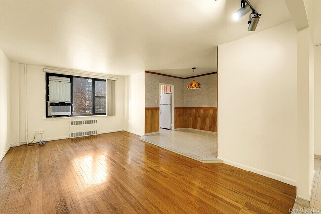 Building Photo - 109-23 71st Rd