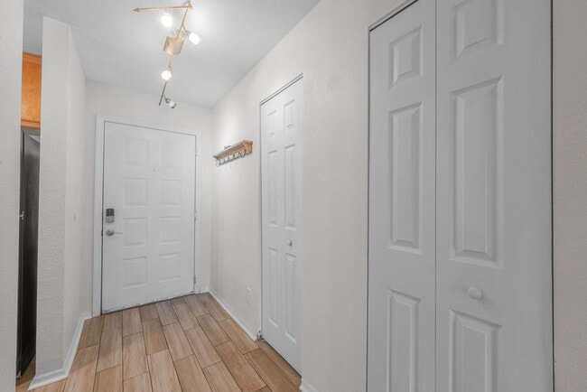 Building Photo - Ponte Vedra Beach 2nd Floor Condo Serene Water Views Private Beach Access and (1) Car Garage