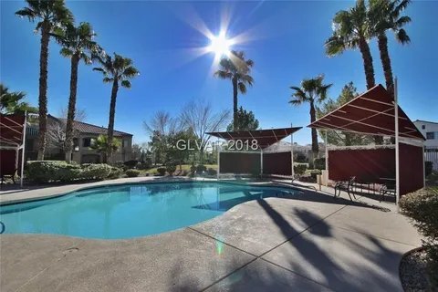 Building Photo - 7885 W Flamingo Rd
