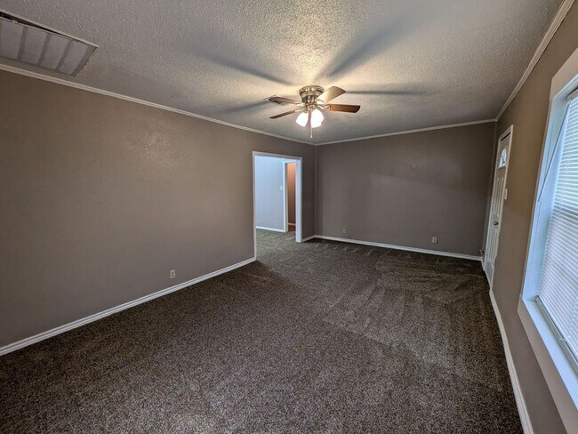 Building Photo - 3100 30th St