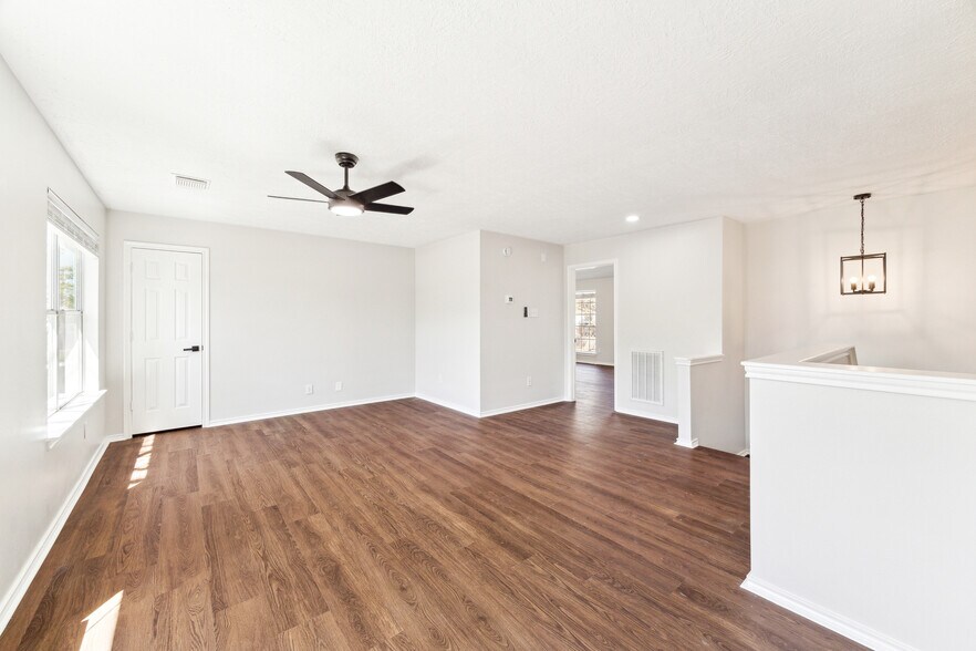 Building Photo - 18603 Timber Twist Dr