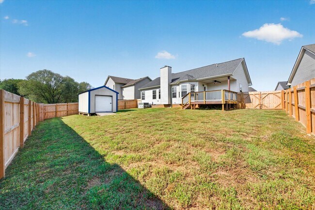 Building Photo - 3534 Southwood Dr