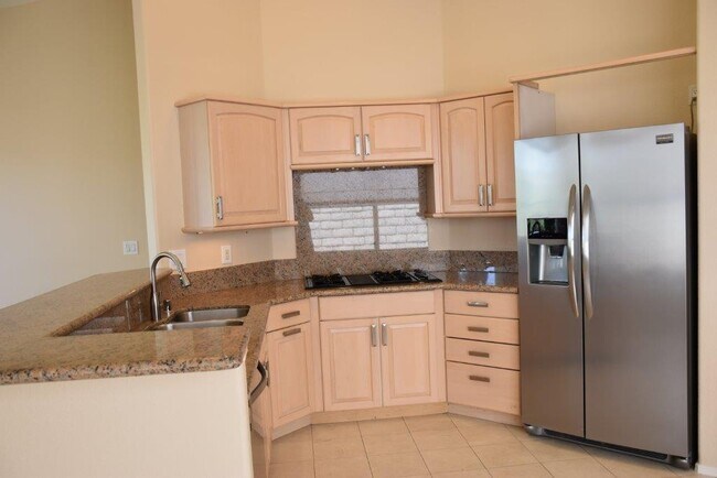Building Photo - Gorgeous 4 bedroom single story home with ...