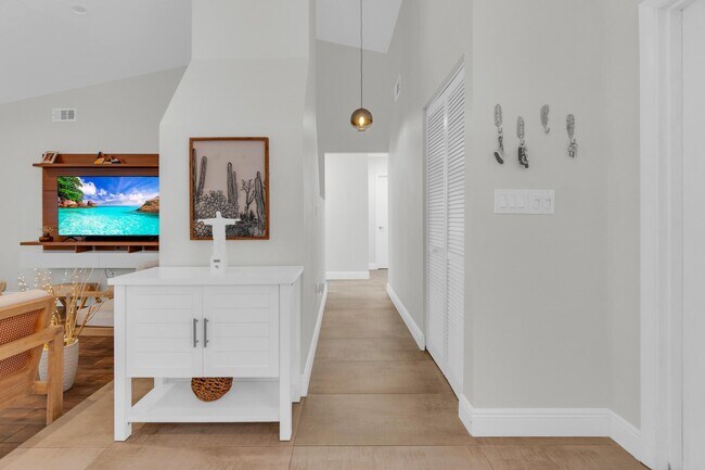 Building Photo - 23265 Boca Club Colony Cir